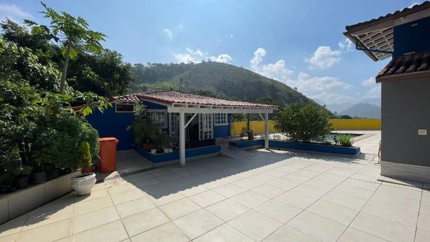 Foto 35 do(a) Casa em Condomínio de 5 quartos à venda em Samambaia, Petrópolis