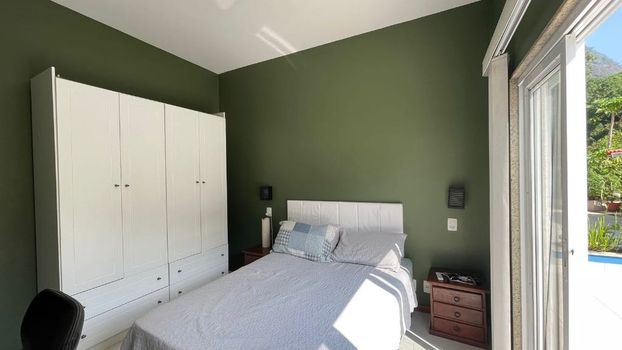 Foto 1 do(a) Casa em Condomínio de 5 quartos à venda em Samambaia, Petrópolis