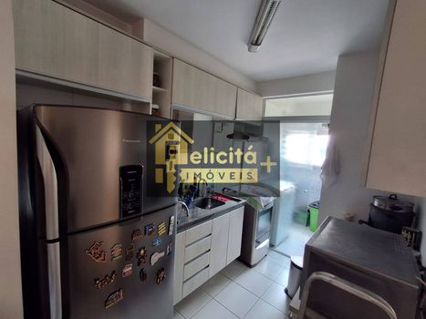 Foto 5 do(a) Apartamento de 2 quartos à venda em Vila Santa Terezinha, Carapicuíba