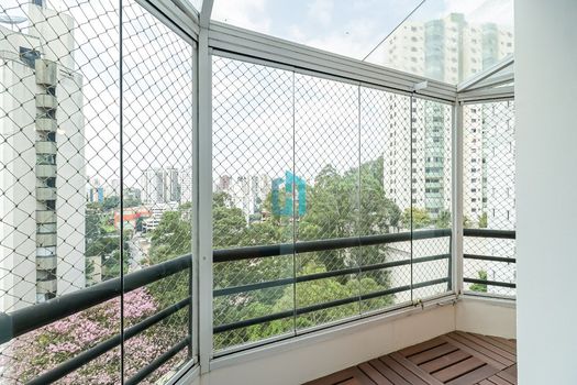 Foto 8 do(a) Cobertura de 3 quartos à venda em Vila Andrade, São Paulo
