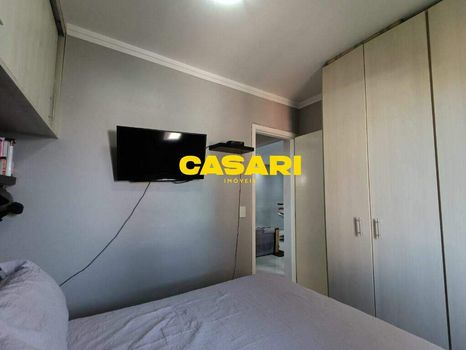 Foto 12 do(a) Apartamento de 2 quartos à venda em Vila Palmares, Santo André