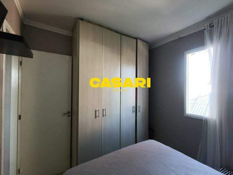Foto 13 do(a) Apartamento de 2 quartos à venda em Vila Palmares, Santo André