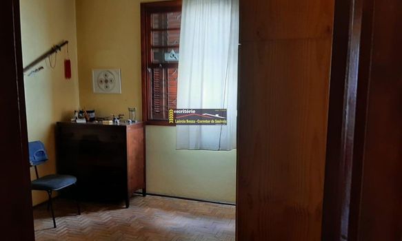 Foto 3 do(a) Casa de 2 quartos à venda em Vila Embaré, Valinhos
