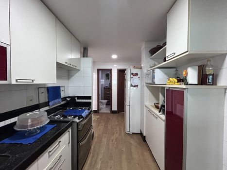 Foto 16 do(a) Apartamento de 4 quartos à venda em Muquiçaba, Guarapari