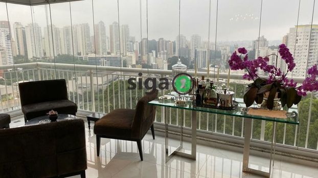 Foto 5 do(a) Apartamento de 4 quartos à venda em Vila Andrade, São Paulo
