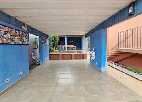 Foto 3 do(a) Casa de 5 quartos à venda em Cidade Vargas, São Paulo