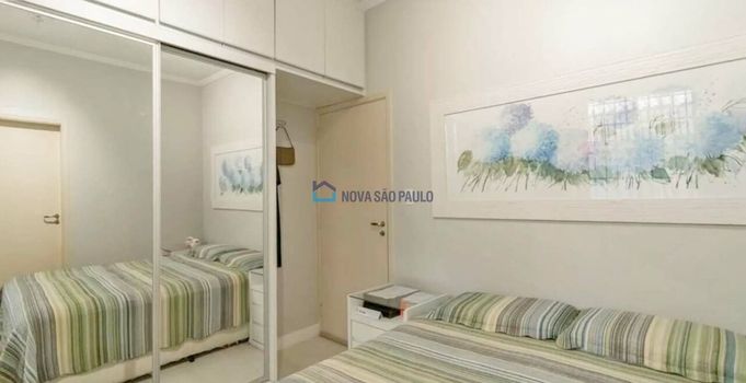 Foto 12 do(a) Casa de 5 quartos à venda em Cidade Vargas, São Paulo
