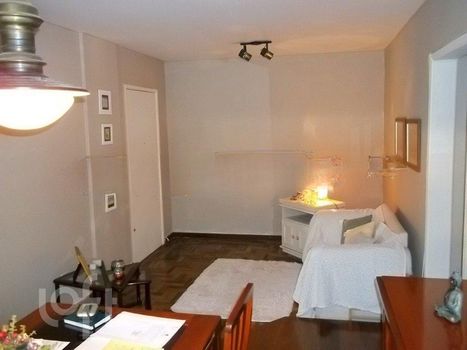 Foto 4 do(a) Apartamento de 2 quartos à venda em Medianeira, Porto Alegre