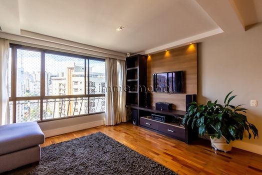 Foto 5 do(a) Apartamento de 3 quartos à venda em Jardim Paulista, São Paulo