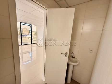 Foto 15 do(a) Sala / Conjunto Comercial false à venda em Estreito, Florianópolis