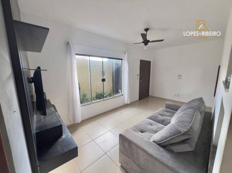 Foto 4 do(a) Casa de 4 quartos à venda em Vila São Judas Thadeu, Botucatu