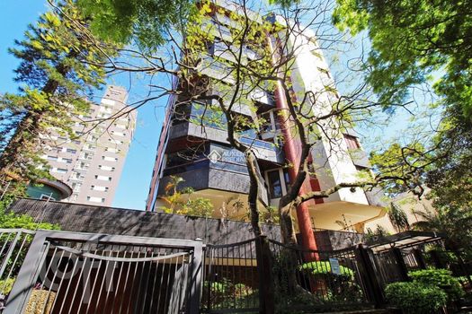 Foto 13 do(a) Apartamento de 3 quartos à venda em Três Figueiras, Porto Alegre