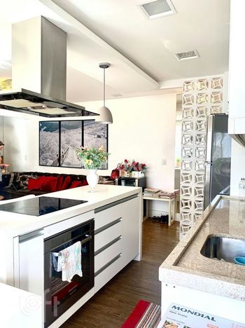 Foto 20 do(a) Apartamento de 3 quartos à venda em Chácara das Pedras, Porto Alegre
