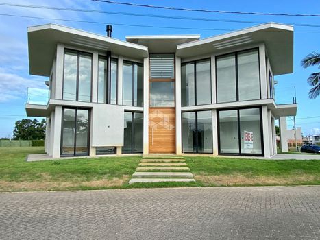 Foto 1 do(a) Casa em Condomínio de 5 quartos à venda em null, Torres