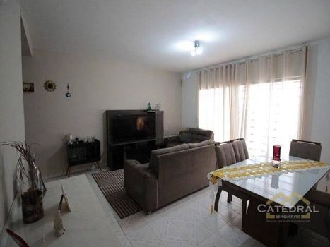 Foto 3 do(a) Casa de 3 quartos à venda em Jardim Trevo, Jundiaí