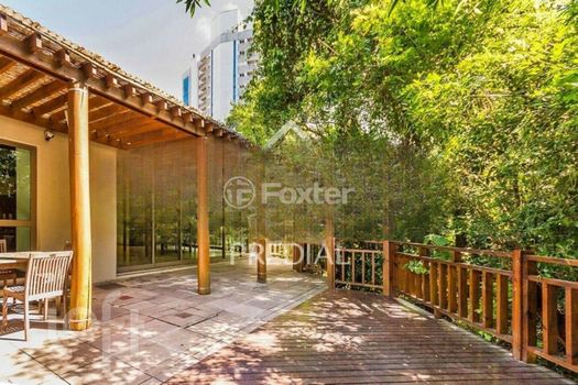 Foto 44 do(a) Apartamento de 3 quartos à venda em Três Figueiras, Porto Alegre