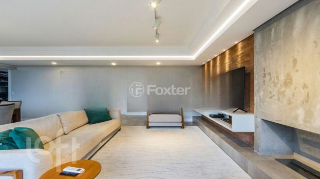 Foto 2 do(a) Apartamento de 3 quartos à venda em Três Figueiras, Porto Alegre