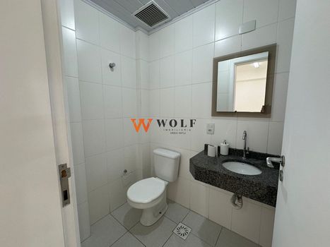 Foto 11 do(a) Sala / Conjunto Comercial false à venda em Estreito, Florianópolis