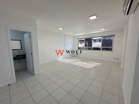 Foto 7 do(a) Sala / Conjunto Comercial false à venda em Estreito, Florianópolis