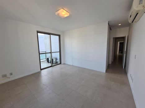 Foto 25 do(a) Apartamento de 4 quartos à venda em Barra da Tijuca, Rio de Janeiro