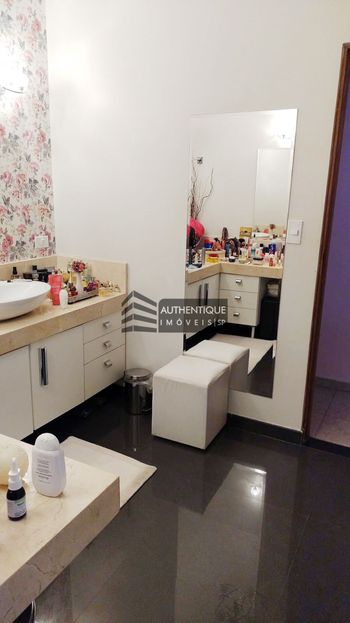 Foto 39 do(a) Casa de 3 quartos à venda em Vila Carlos de Campos, São Paulo