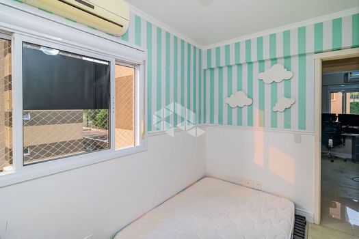 Foto 5 do(a) Apartamento de 3 quartos à venda em Jardim Carvalho, Porto Alegre