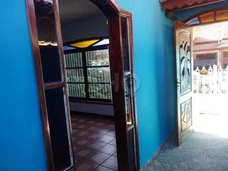 Foto 6 do(a) Casa de 4 quartos à venda em Jardim Presidente Dutra, Guarulhos
