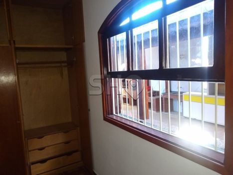 Foto 42 do(a) Casa de 4 quartos à venda em Jardim Presidente Dutra, Guarulhos