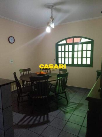 Foto 4 do(a) Casa de 4 quartos à venda em Dos Finco, São Bernardo do Campo