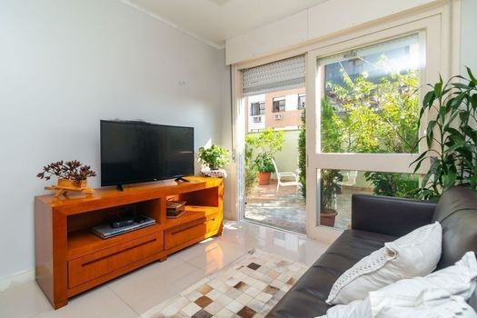 Foto 3 do(a) Apartamento de 2 quartos à venda em Auxiliadora, Porto Alegre