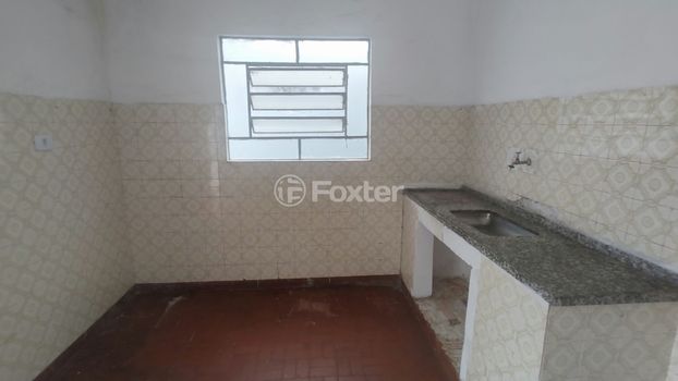 Foto 3 do(a) Casa de 5 quartos à venda em Vila Fachini, São Paulo