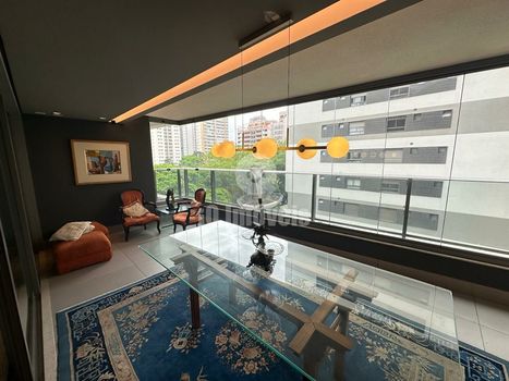 Foto 8 do(a) Apartamento de 3 quartos à venda em Cidade Monções, São Paulo