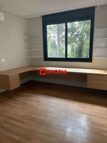 Foto 32 do(a) Casa em Condomínio false à venda em Cidade Jardim, São Paulo