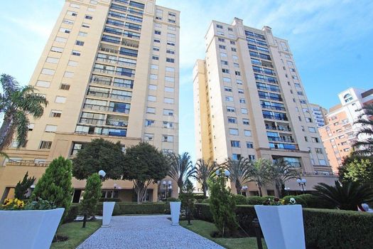 Foto 48 do(a) Flat de 2 quartos à venda em Jardim Europa, Porto Alegre