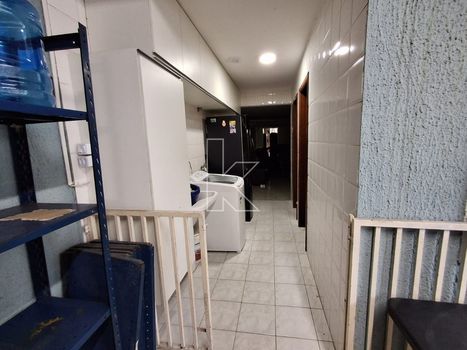 Foto 3 do(a) Casa de 3 quartos à venda em Parque Ipê, São Paulo