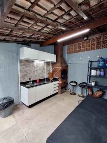 Foto 4 do(a) Casa de 3 quartos à venda em Parque Ipê, São Paulo