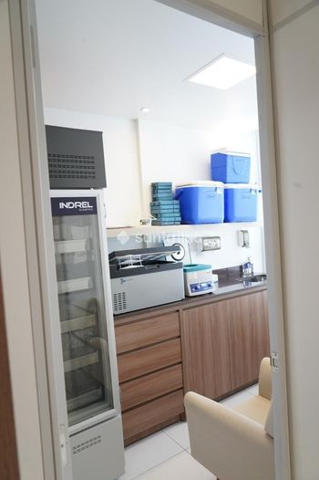 Foto 5 do(a) Sala / Conjunto Comercial false à venda em Lagoa da Conceição, Florianópolis
