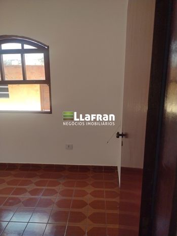 Foto 6 do(a) Casa de 4 quartos à venda em Jardim América, Taboão da Serra
