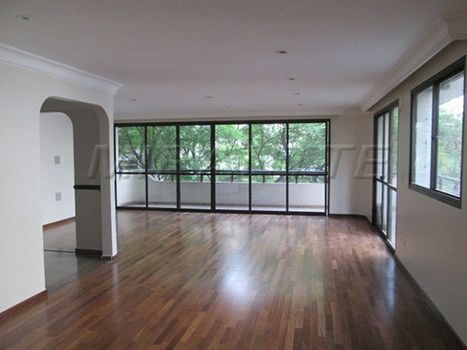 Foto 1 do(a) Apartamento de 4 quartos para alugar em Santa Cecília, São Paulo