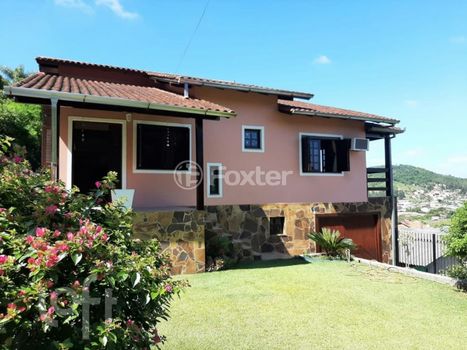 Foto 1 do(a) Casa de 4 quartos à venda em São Jorge, Novo Hamburgo