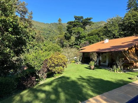 Foto 3 do(a) Casa em Condomínio de 2 quartos à venda em Nogueira, Petrópolis