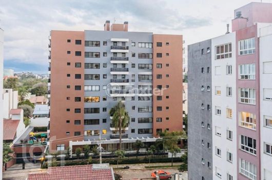Foto 15 do(a) Apartamento de 2 quartos à venda em Passo da Areia, Porto Alegre