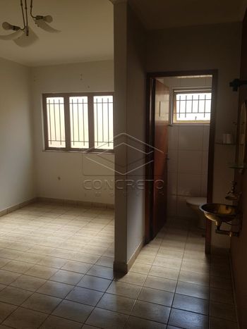 Foto 1 do(a) Casa de 3 quartos à venda em Vila Santa Cecília, Lençóis Paulista