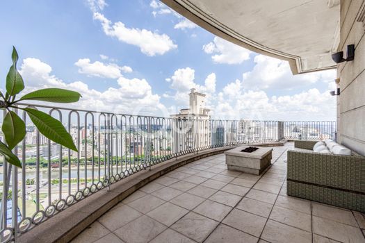 Foto 1 do(a) Apartamento de 4 quartos à venda em Jardim Fonte do Morumbi, São Paulo
