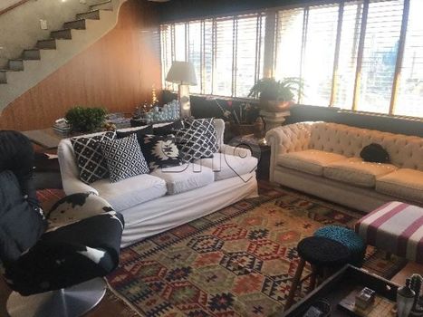 Foto 8 do(a) Cobertura de 3 quartos à venda em Vila Nova Conceição, São Paulo
