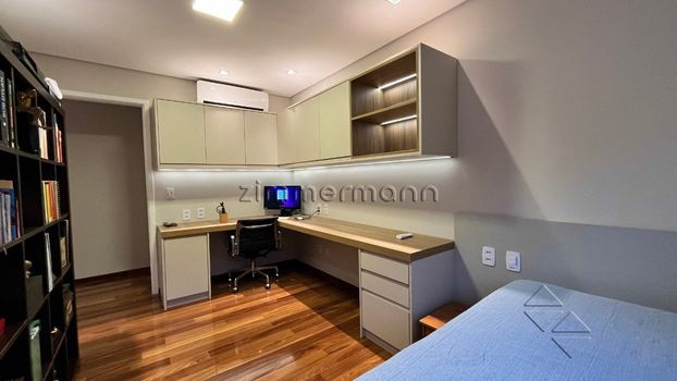 Foto 8 do(a) Apartamento de 4 quartos à venda em Cambuci, São Paulo