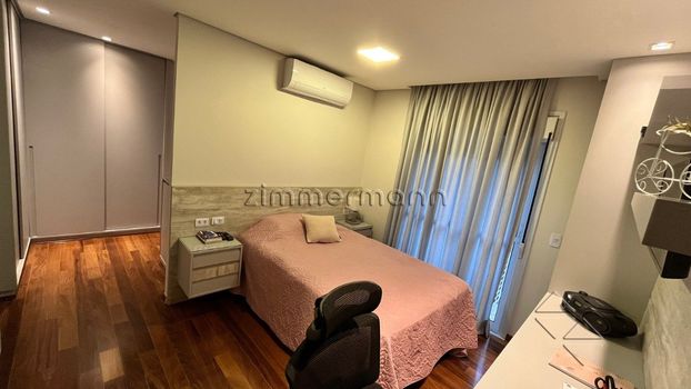Foto 16 do(a) Apartamento de 4 quartos à venda em Cambuci, São Paulo