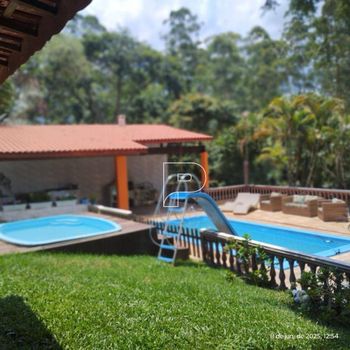 Foto 4 do(a) Casa de 4 quartos para alugar em Chácara Rincão, Cotia
