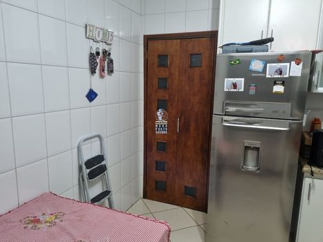 Foto 20 do(a) Casa de 3 quartos à venda em Jardim Aliança, Guarulhos