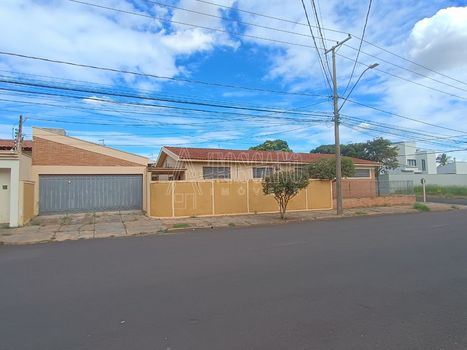 Foto 3 do(a) Sala / Conjunto Comercial de 3 quartos à venda em Vila Harmonia, Araraquara